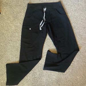 Women’s FIGS Kade Scrub pants